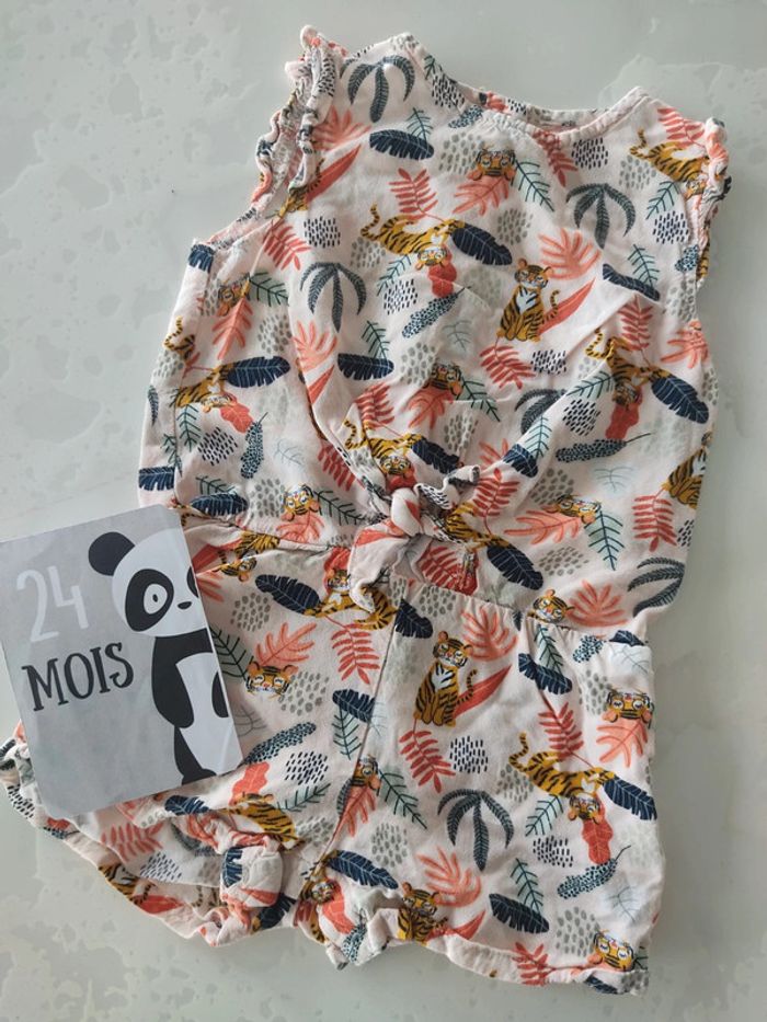 Combi short taille 24 mois