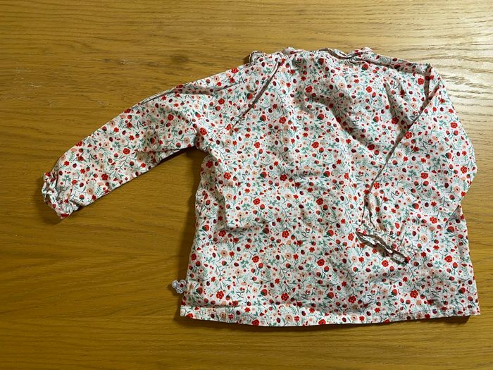 Sergent Major Blouse fleurs et fraises Taille 24 mois - photo numéro 6