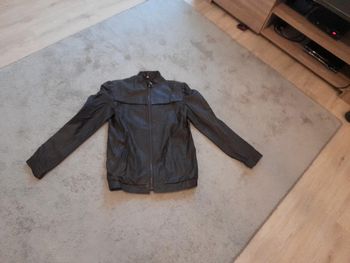 Veste en cuir vintage