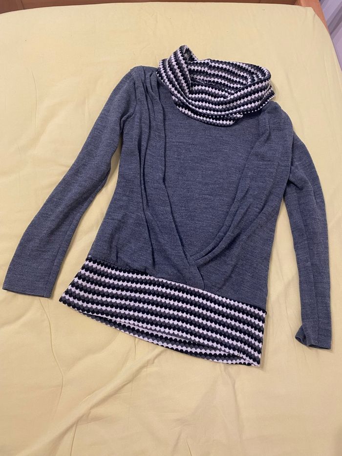 Pull gris col haut col roulé large - photo numéro 3