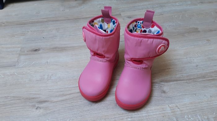 Bottes Crocs p.28-29 - photo numéro 3