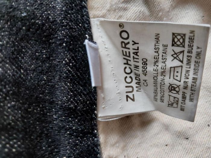 N°241  Jean avec déco sur poche avant et arrière. - photo numéro 8