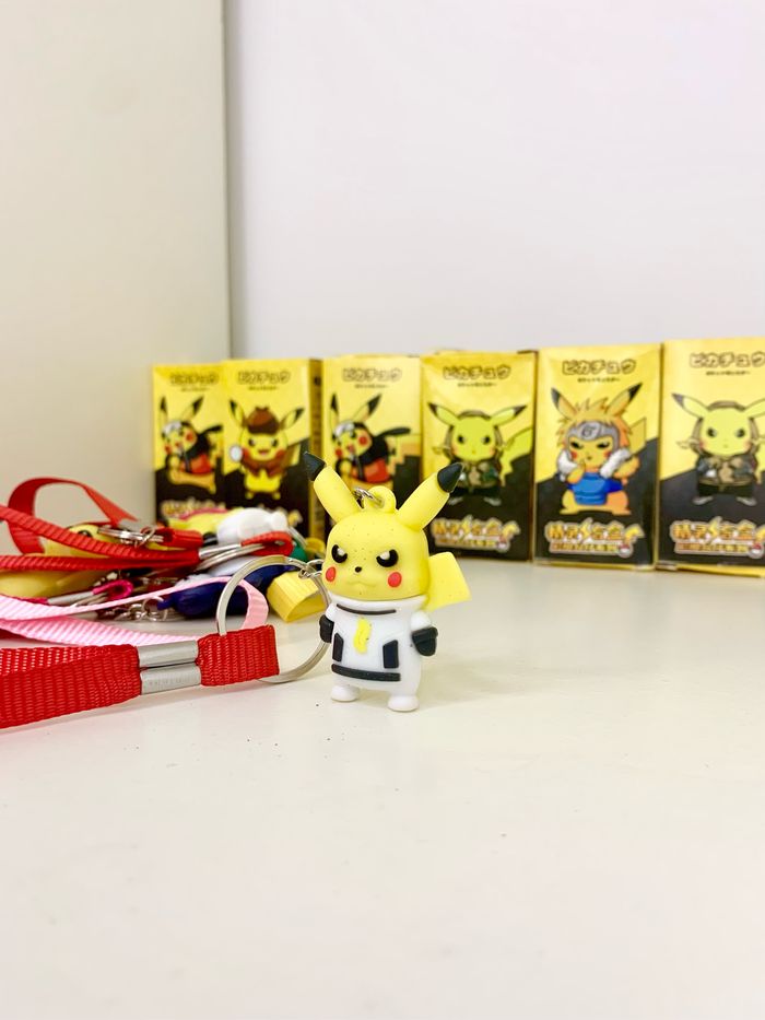Porte clé Pokémon pikachu astronaute - photo numéro 2