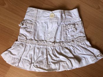 Jolie jupe courte blanche T. 2 ans/92 cm H&M TBE