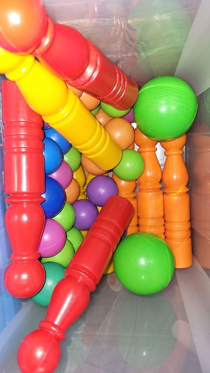 Gros lot pour jeunes enfants en très bon état.