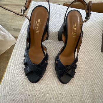 Chaussures Minelli 38 neuves