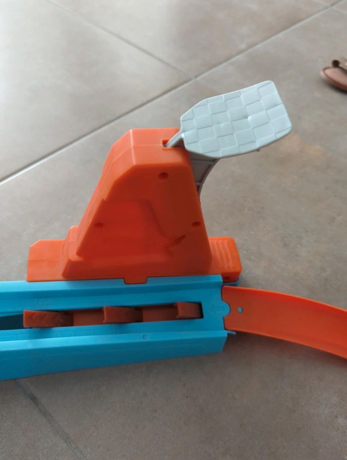 Circuit hotwheels - photo numéro 3