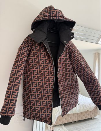 Doudoune Fendi réversible