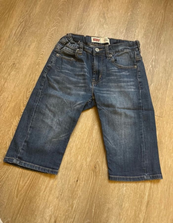 Short LEVIS