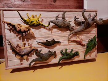Lot figurines : grands dinosaures, rat géant et animaux curieux