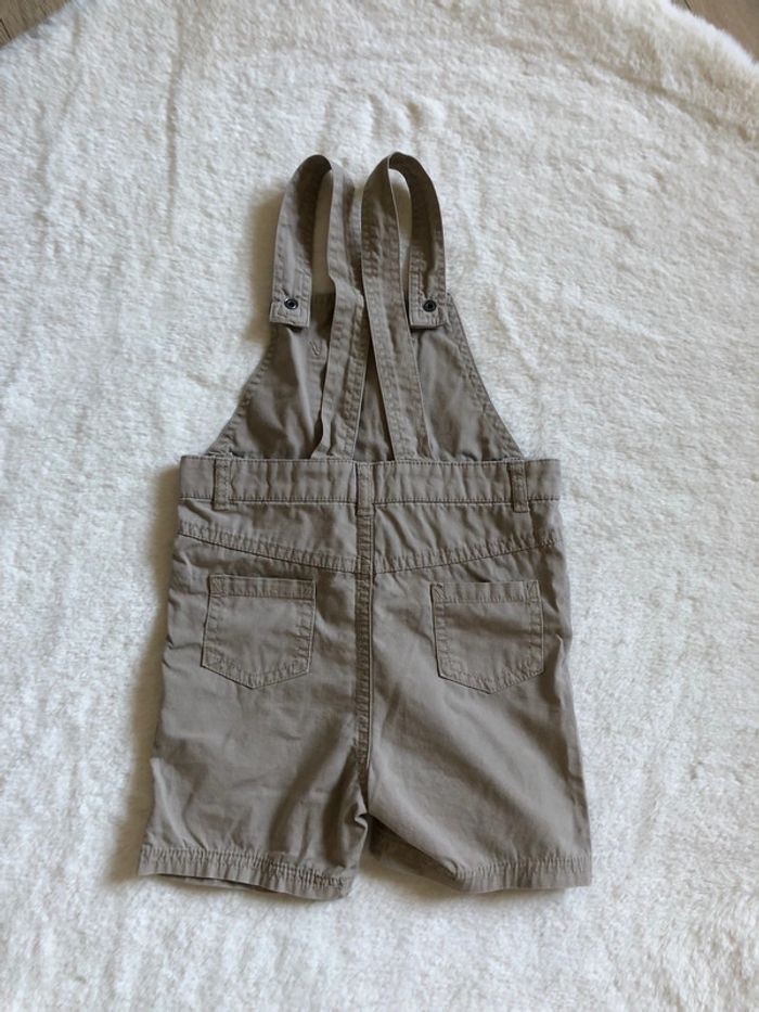 Salopette short beige Kiabi 36 mois - photo numéro 2