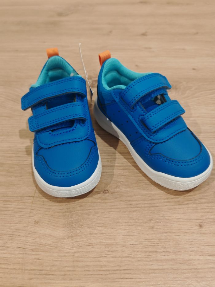 Basket garçon, taille 21, adidas - photo numéro 2