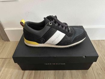Tommy Hilfiger taille 40