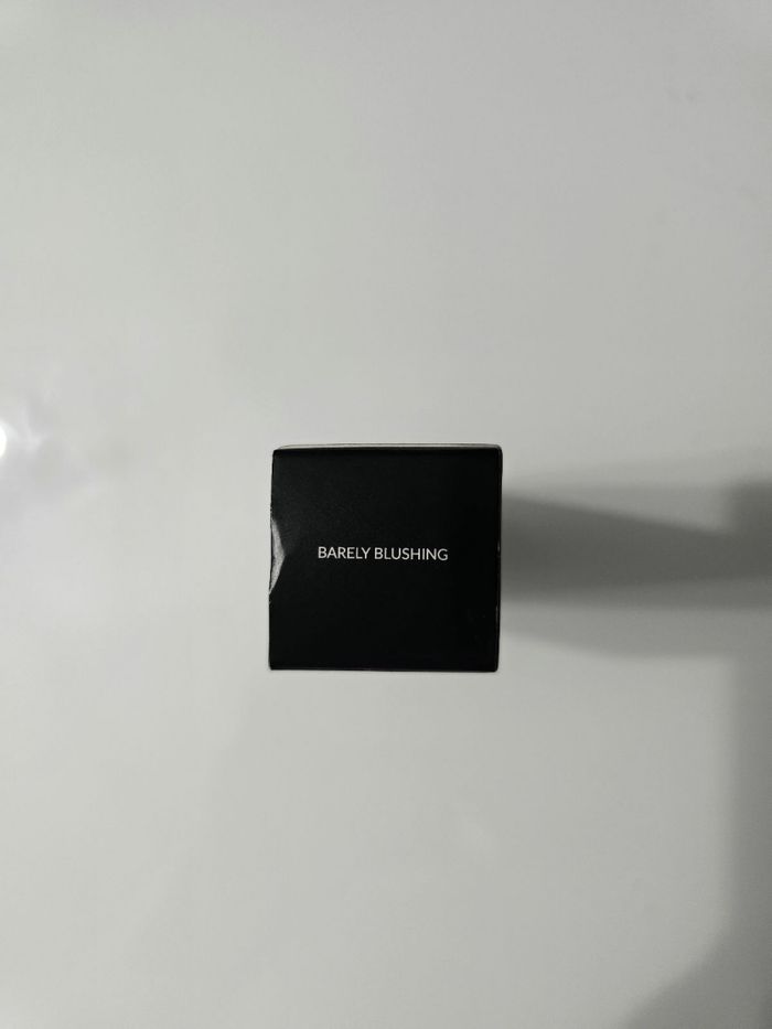 Stick multi-usage lèvres et joues bare you barely blushing Younique neuf - photo numéro 2