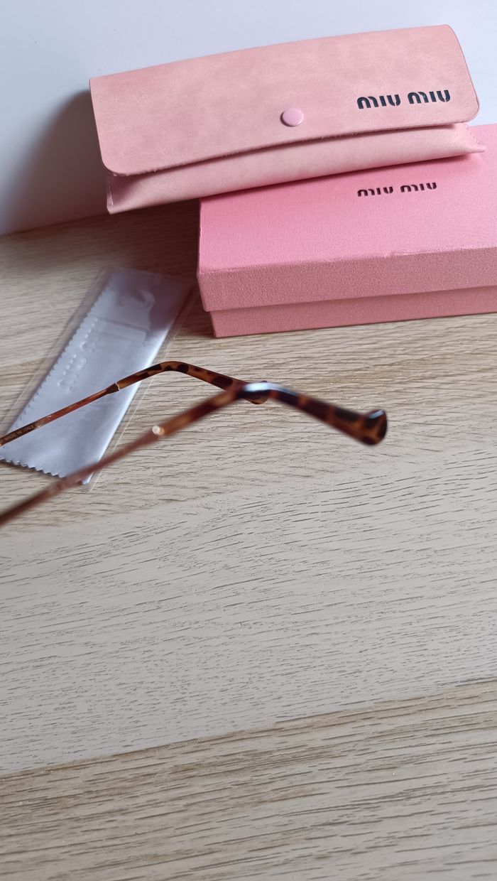 Lunettes de soleil - photo numéro 5