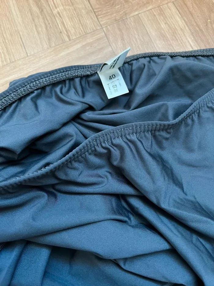 Maillot de bain une pièce noir Hateia - photo numéro 4