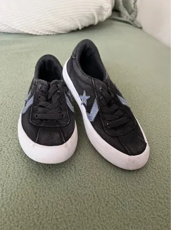 Basket converse sans lacet taille 27