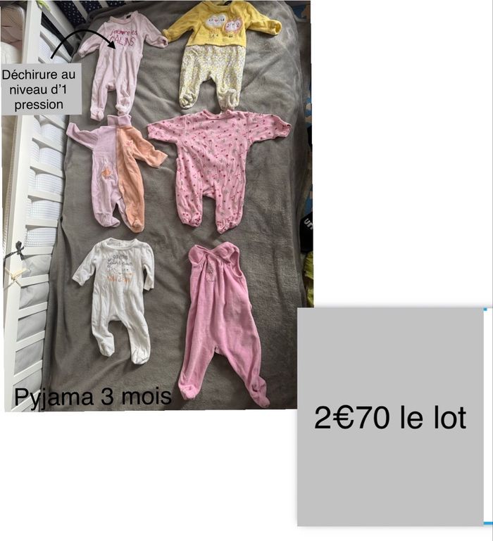 Lot de vêtement bébé