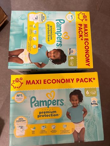 2 MAXI packs Pampers premium 6