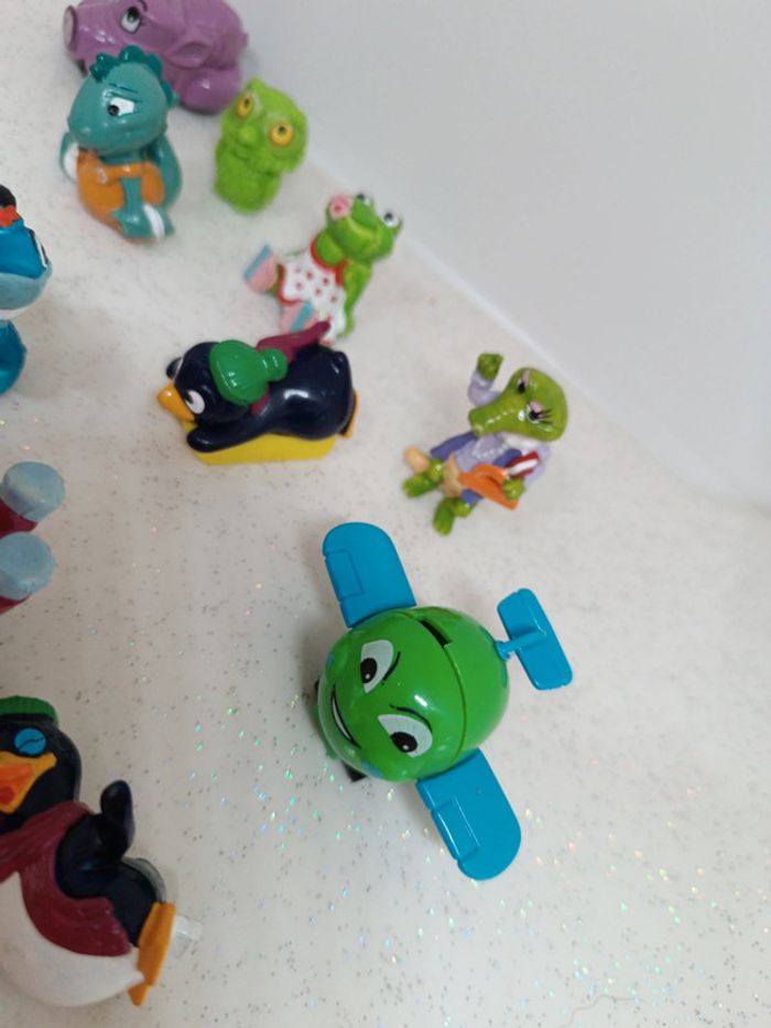 Kinder Ferrero figurine Figure dino lion grenouille requin pingouin tortue hippopotame crocos - photo numéro 7