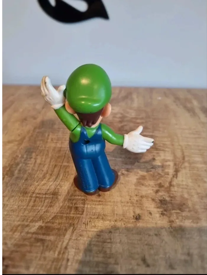 Figurine mac do 2013 luigi nintendo - photo numéro 3