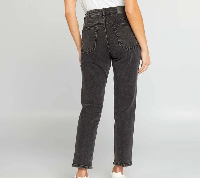 🌻Superbe jean MOM taille haute 🌻 - photo numéro 8