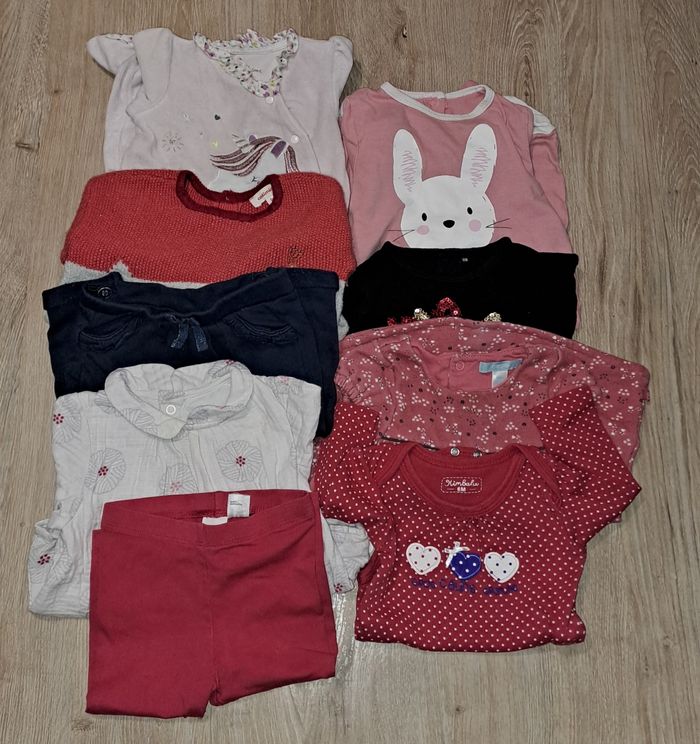 Lot vêtements bébé