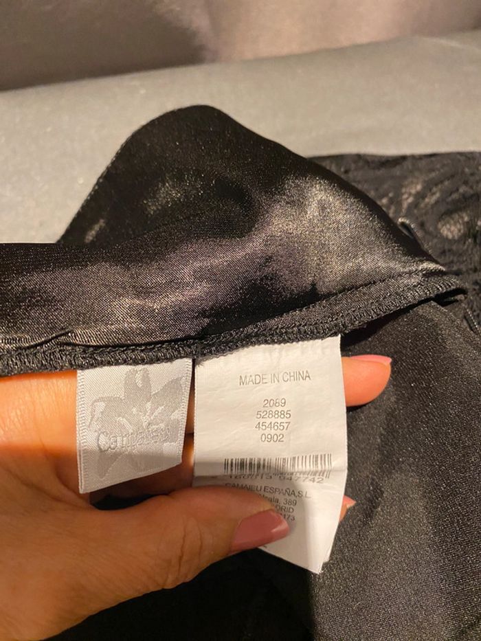 Jupe noire - photo numéro 5