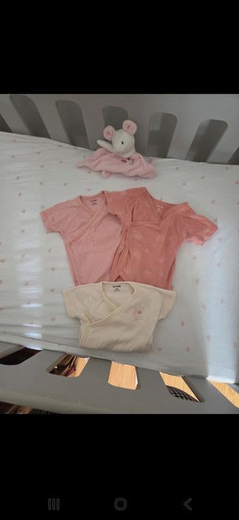 Lot body 6 mois fille
