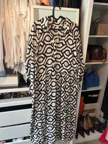 Robe longue à motifs