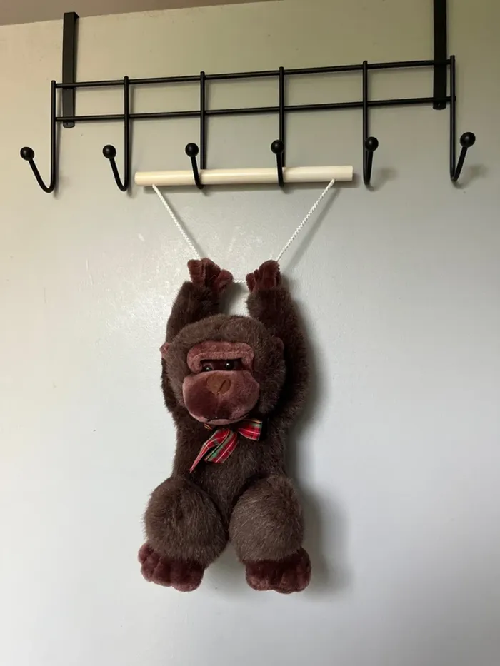 Peluche singe à suspendre - photo numéro 3