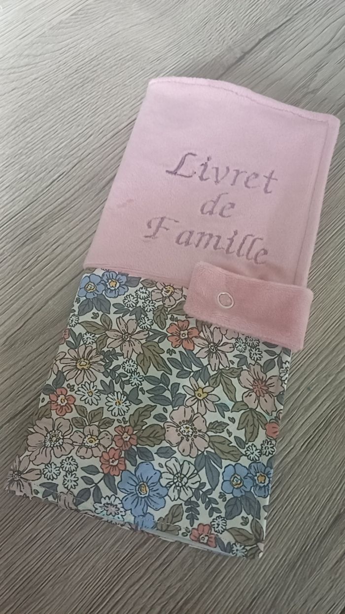 Protége livret de famille