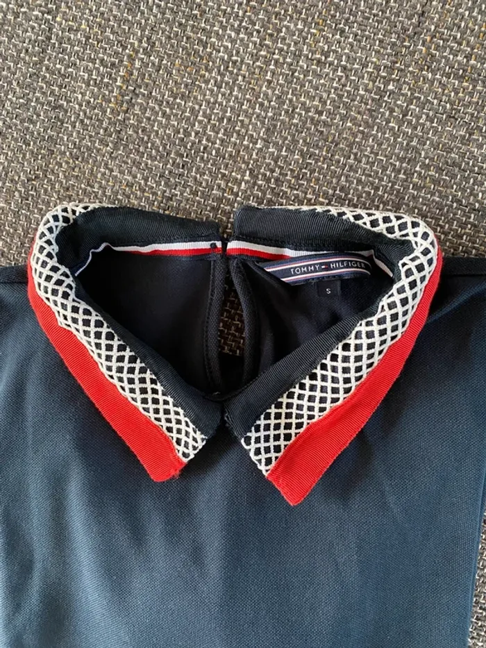 Polo Femme Tommy Hilfiger S Col Ultra Stylé Unique Détails Premium - photo numéro 2
