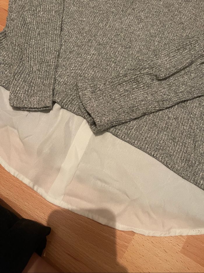 Lot de plusieurs Pulls taille s bonne état - photo numéro 5