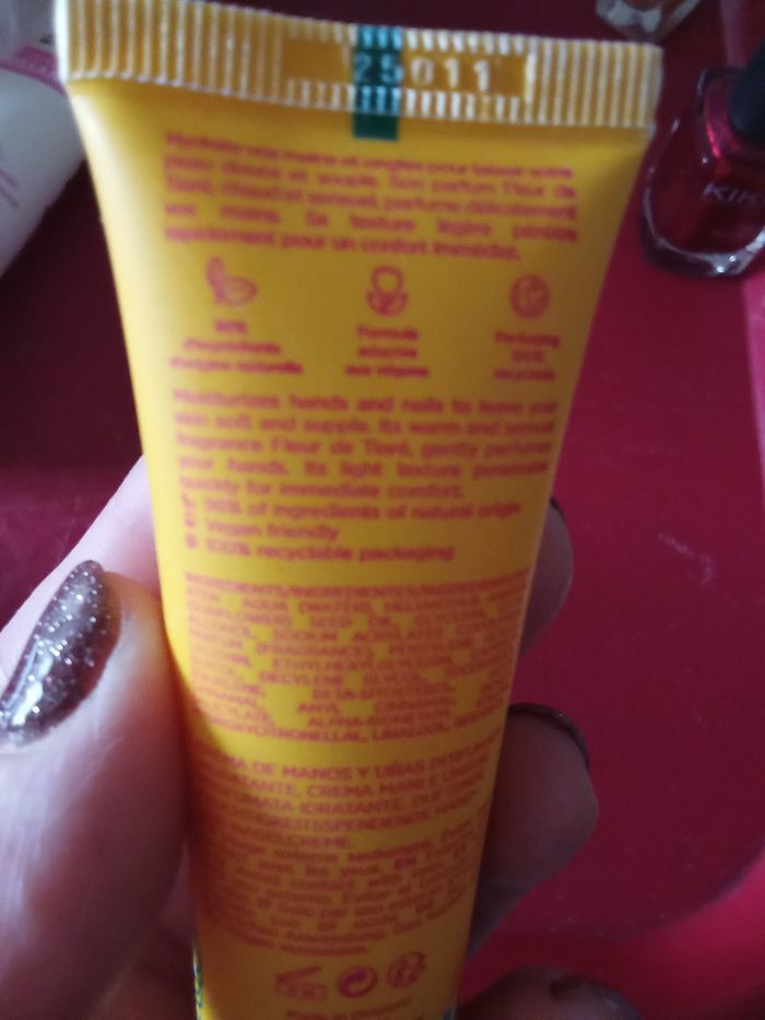 Crème de main et ongles - photo numéro 2