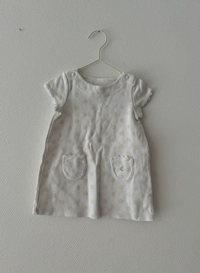 Robe Petit Bateau taille 18 mois