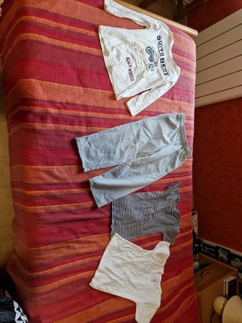 Lots vetements 4/5 ans