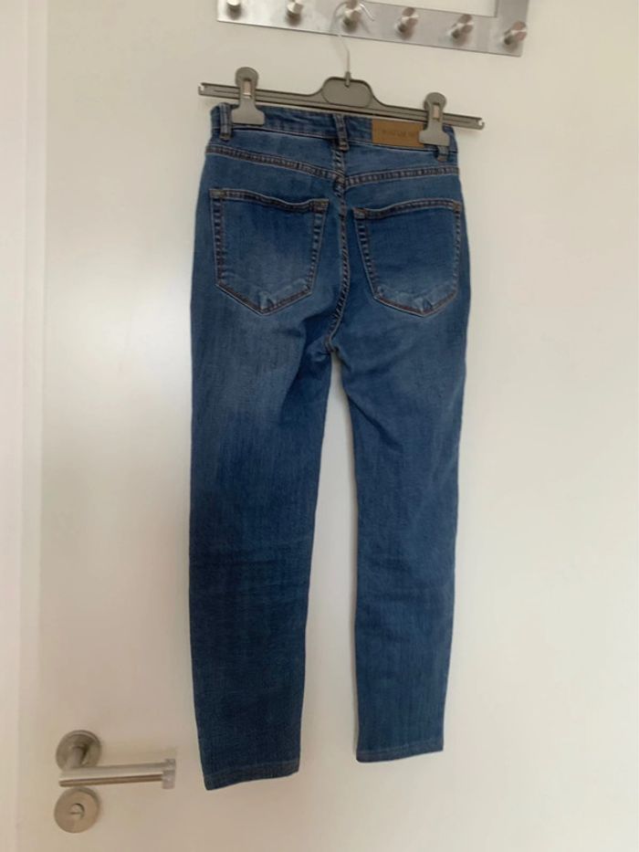 Jeans Pull & Bear taille 32 - photo numéro 2