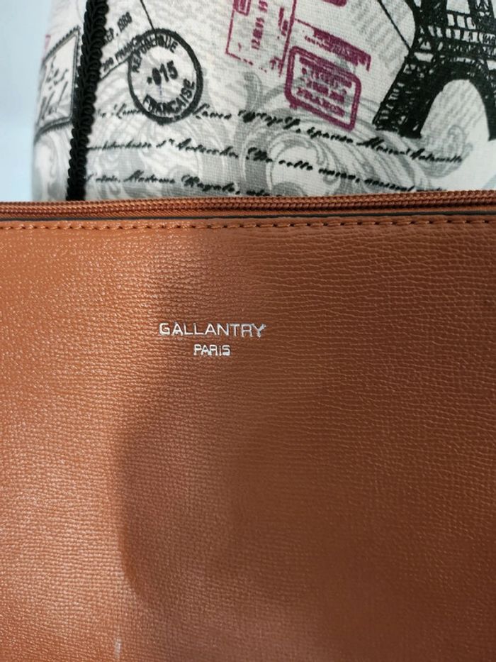 Très Joli sac à main de marque Gallantry et de couleur marron - photo numéro 2