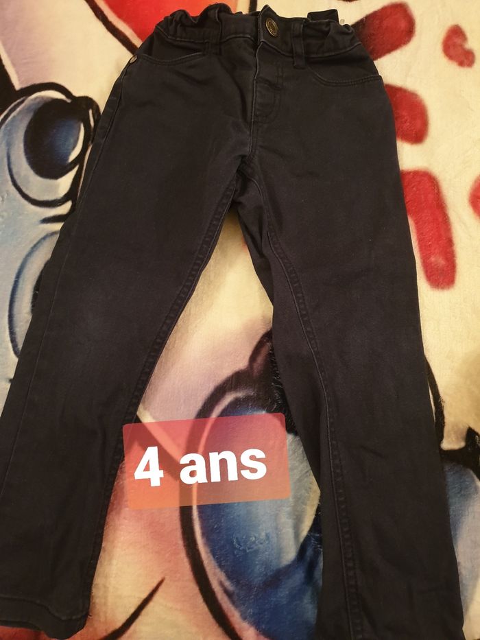 Pantalon jeans bleu foncé 4 ans 104 cm  C&A