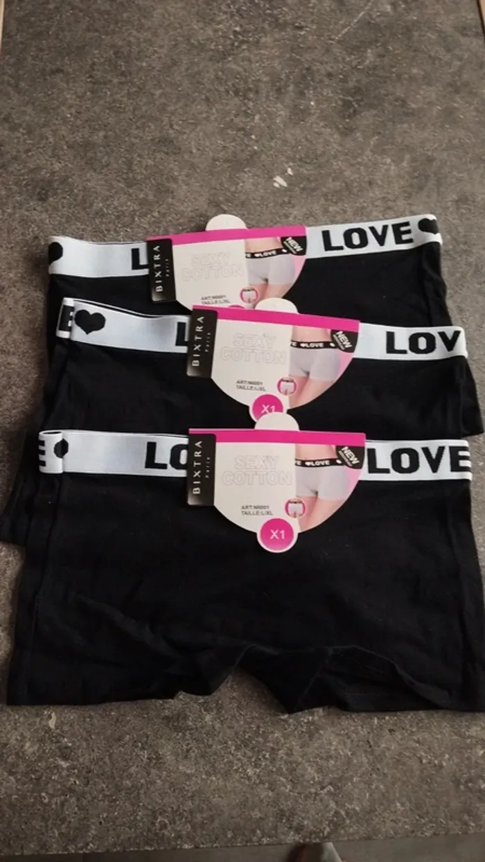 Lot de 3 boxers noir taille 36/38 femme