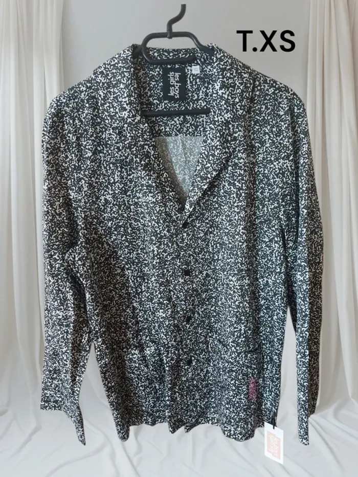 Haut de pyjama neuf T.XS