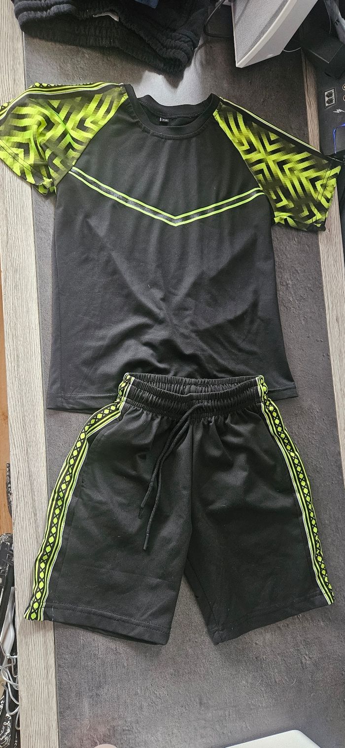 Lot de 28 vêtements - photo numéro 5