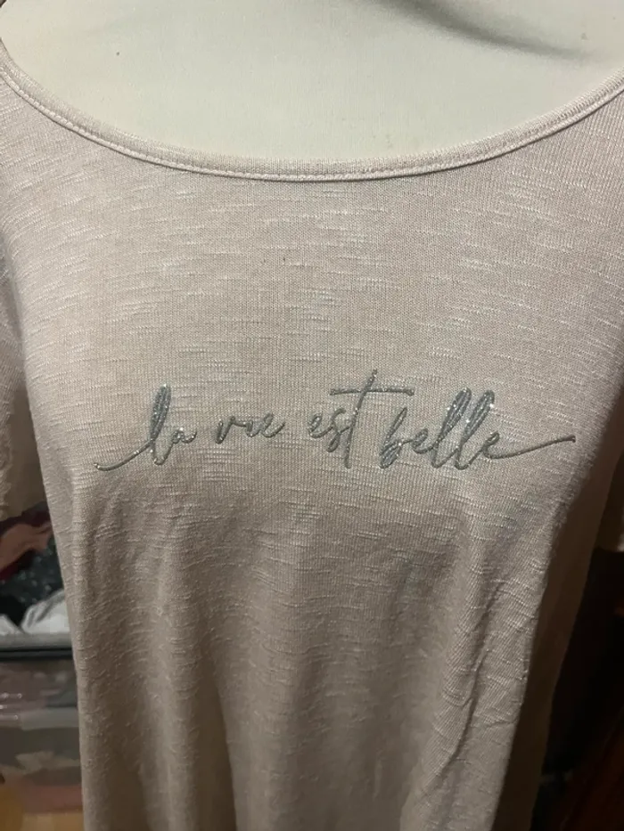 TEE shirt inscription la vie est belle - photo numéro 2