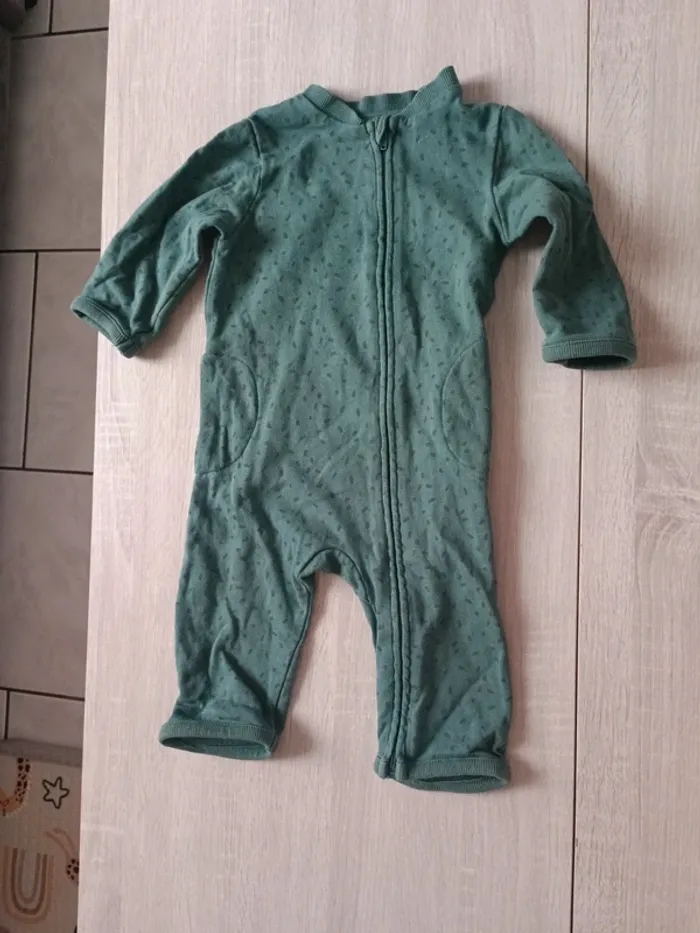 Pyjamas/ensembles 6 mois