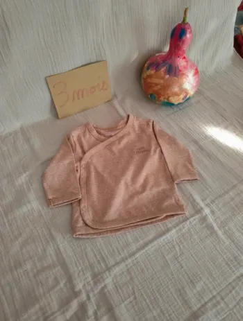 Tee-shirt cache coeur 56cm