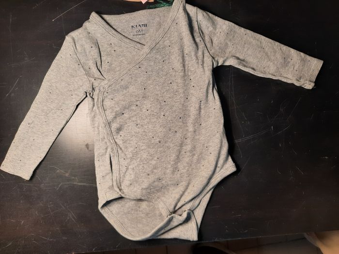 Lot de 3 bodies - photo numéro 2