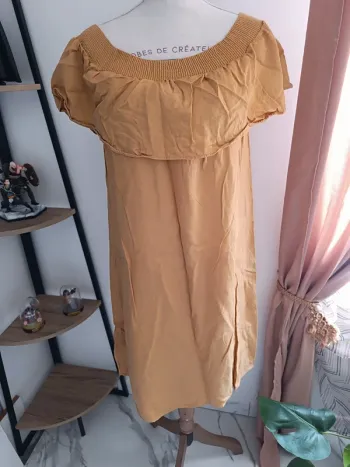 🎀 jolie robe moutarde Kiabi taille 44 🎀