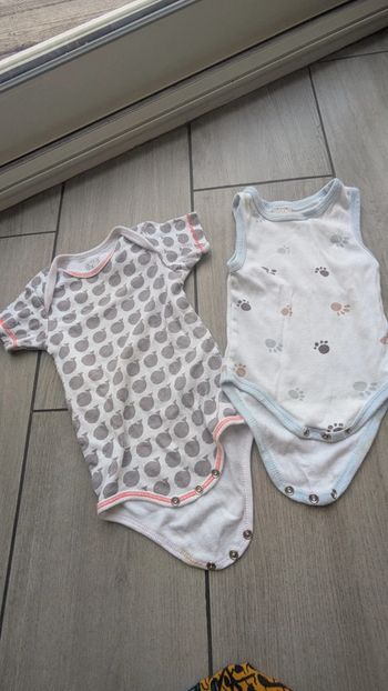 Lot body 6 mois été