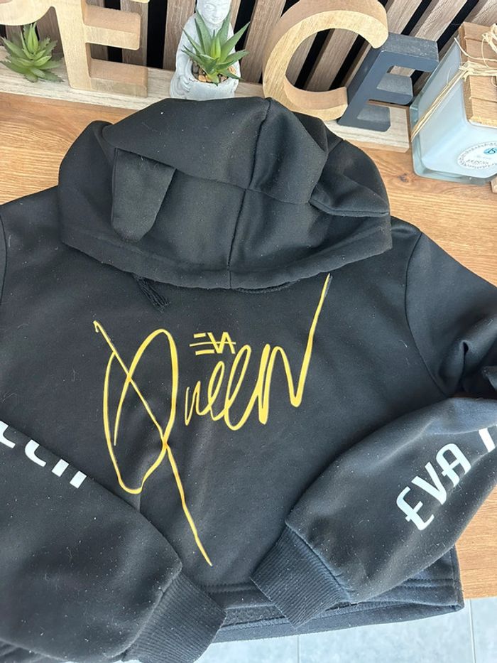 Pull court à capuche Eva Queen - photo numéro 3